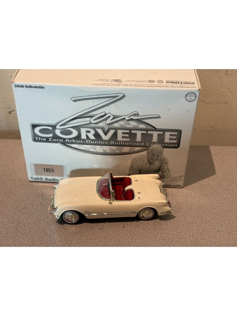 Zora Arkus-Duntov Collection 1953 Chevrolet Corvette 1:32 Diecast Model Car